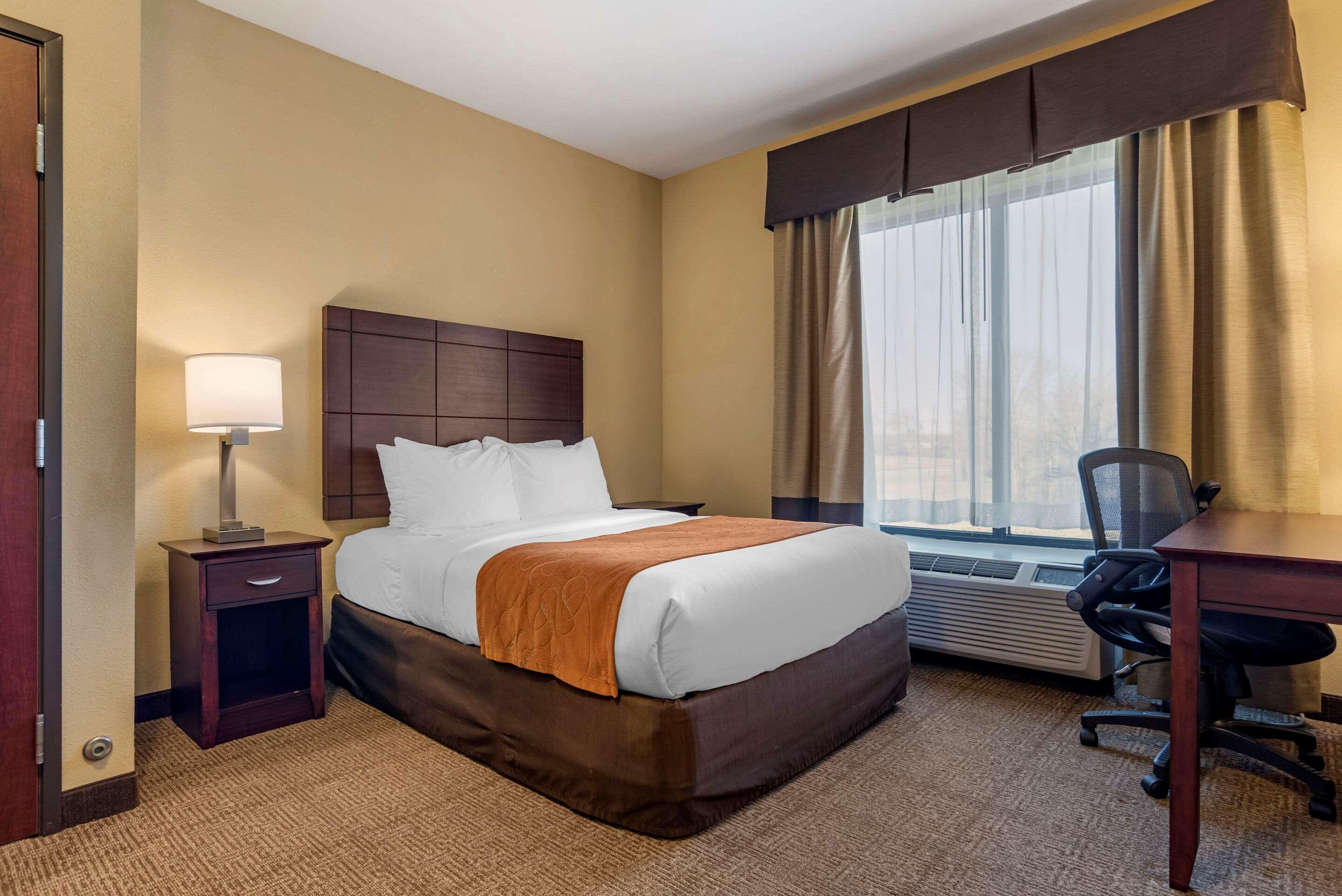 Comfort Suites Airport South Μοντγκόμερι Εξωτερικό φωτογραφία