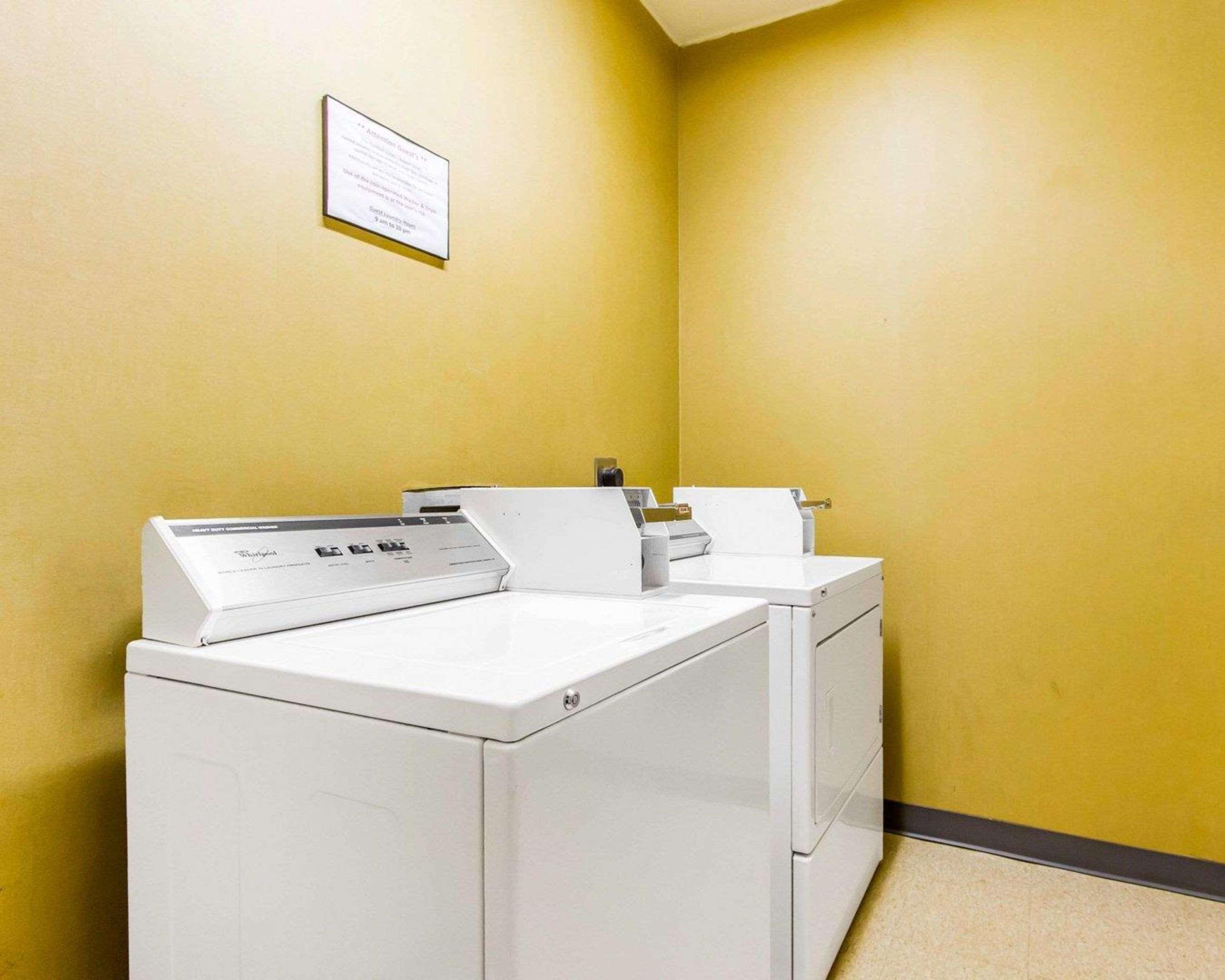 Comfort Suites Airport South Μοντγκόμερι Εξωτερικό φωτογραφία