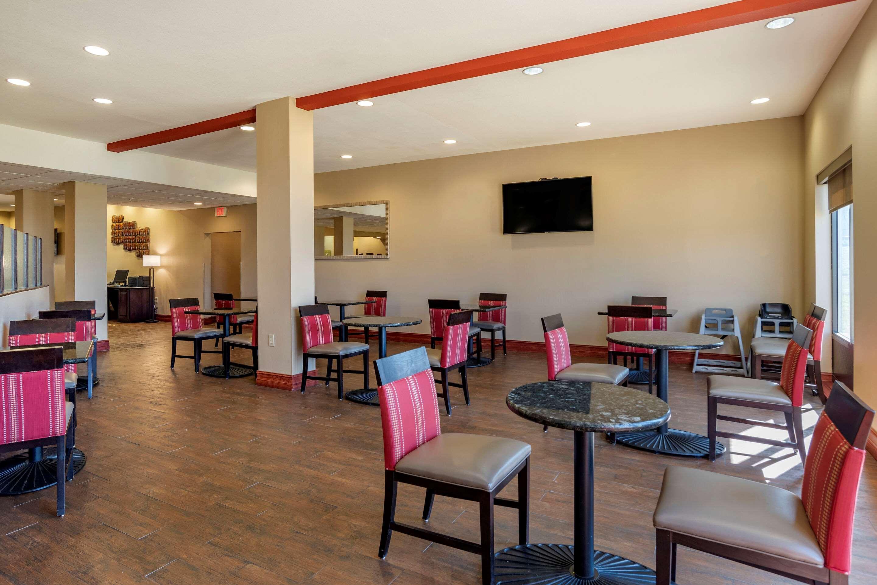 Comfort Suites Airport South Μοντγκόμερι Εξωτερικό φωτογραφία