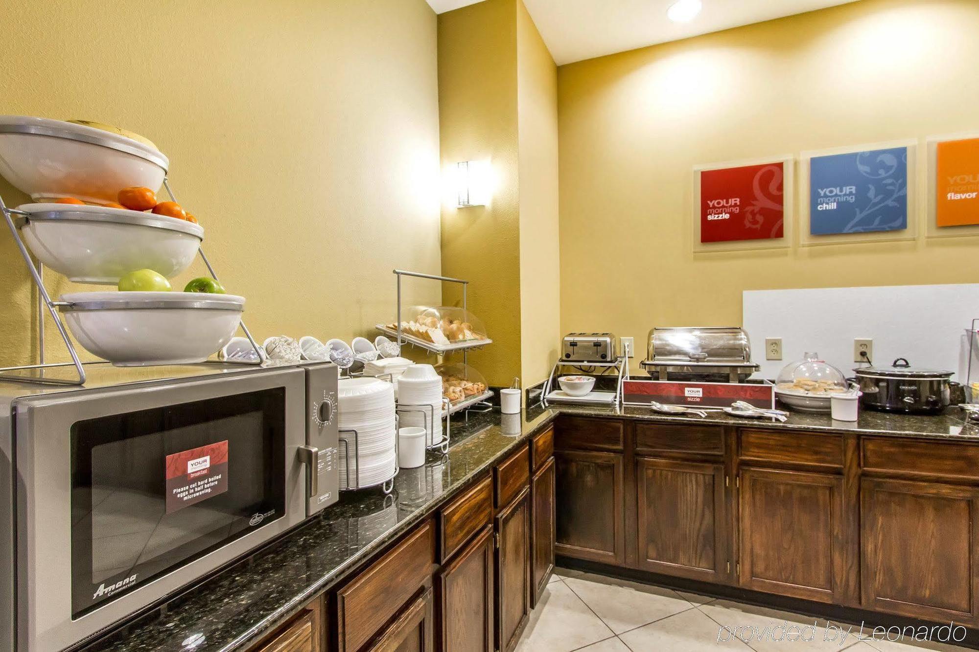Comfort Suites Airport South Μοντγκόμερι Εξωτερικό φωτογραφία